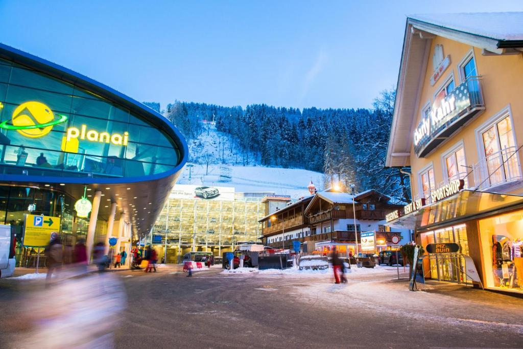 Appartement Charly Kahr And Family, Ski-In & Ski-Out Шладминг Экстерьер фото